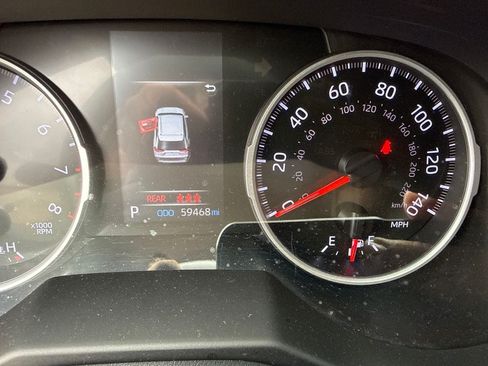 Used 2021 Toyota RAV4 LE FWD image 22