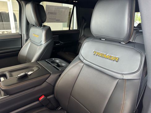 Used 2027 Ford Expedition Tremor w/ Driver's Package AWD/4WD image 20