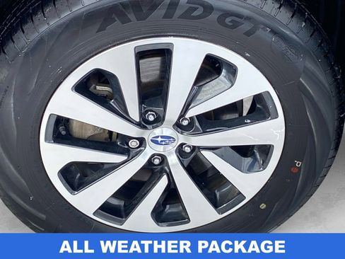 Used 2025 Subaru Outback Premium image 26