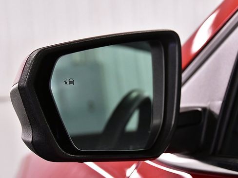 Used 2023 Chevrolet Equinox LT image 13