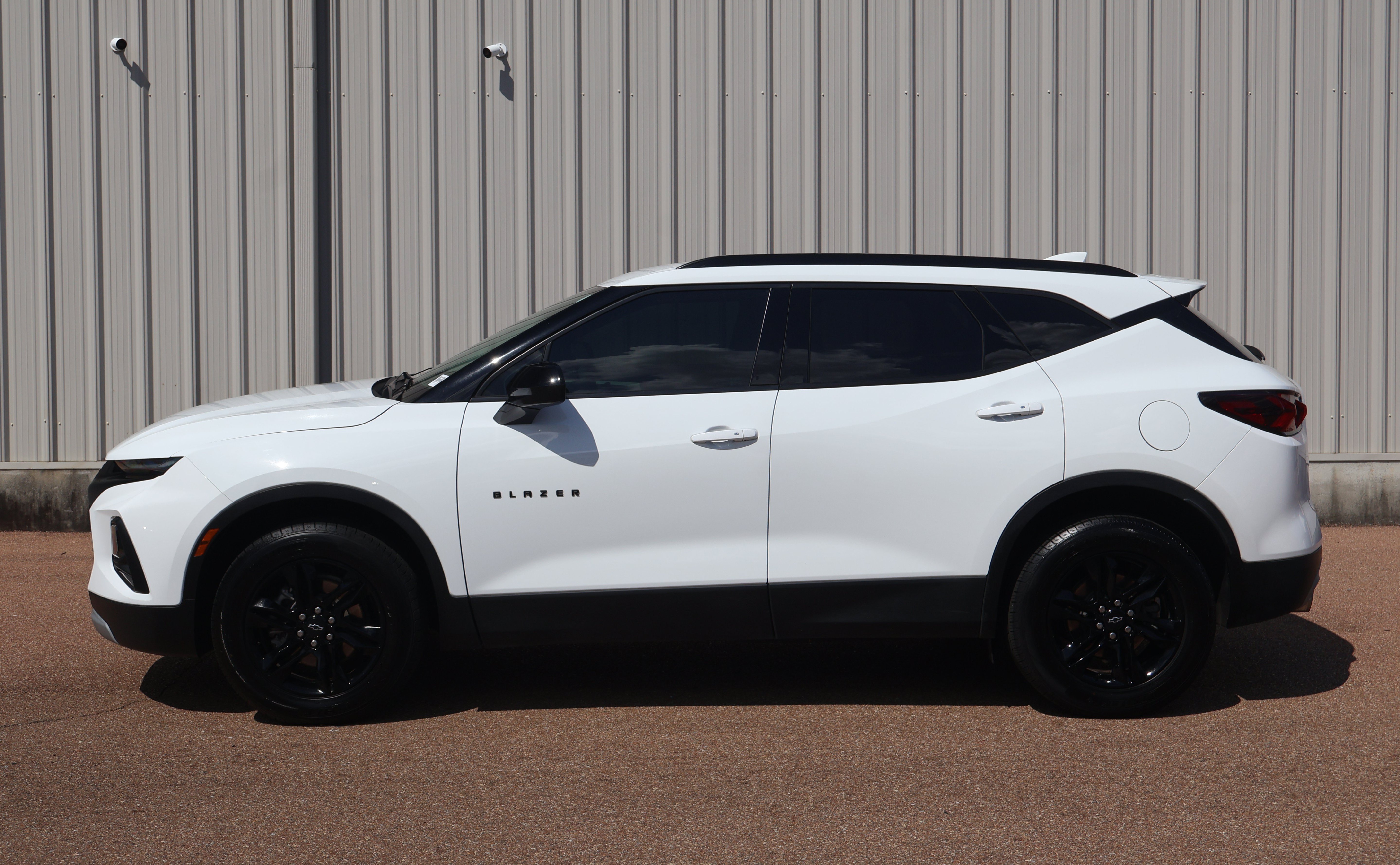 Used 2022 Chevrolet Blazer LT w/ Midnight/Sport Edition FWD image 1
