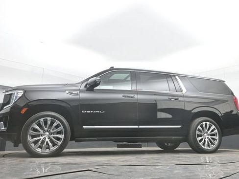 Used 2021 GMC Yukon XL Denali AWD/4WD image 51