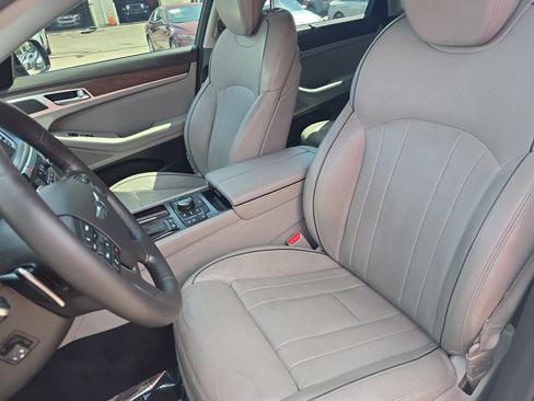 Used 2017 Genesis G80 3.8 w/ Option Group 03 RWD image 15