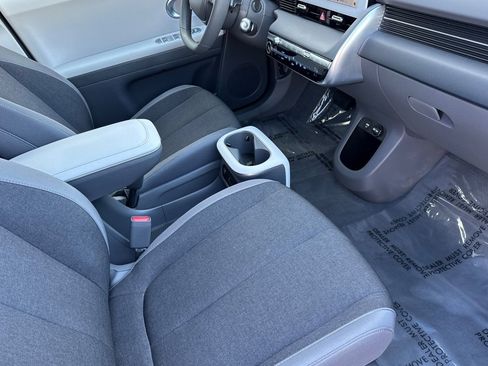 Used 2024 Hyundai Ioniq 5 SEL RWD image 18
