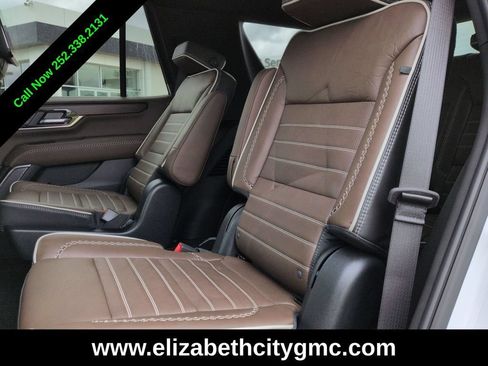 New 2026 GMC Yukon Denali Ultimate AWD/4WD image 16