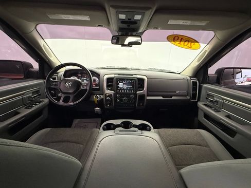 Used 2019 RAM 1500 Big Horn AWD/4WD image 4