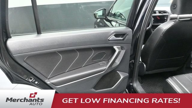Used 2024 Volkswagen Tiguan SE R-Line AWD/4WD image 19