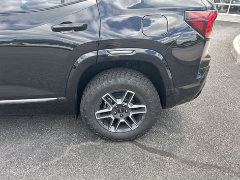 New 2026 GMC Terrain AT4 w/ Technology Package II AWD/4WD image 5
