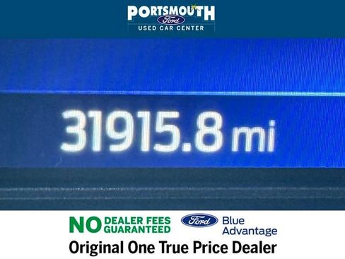Used 2022 Ford Explorer XLT w/ Equipment Group 202A image 19