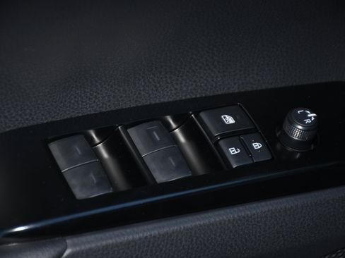 New 2026 Toyota Camry SE image 6