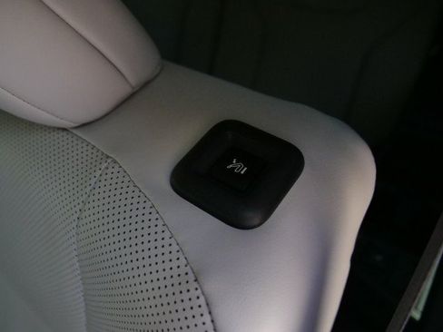 Used 2025 Lexus TX 350 AWD w/ Technology Package image 35