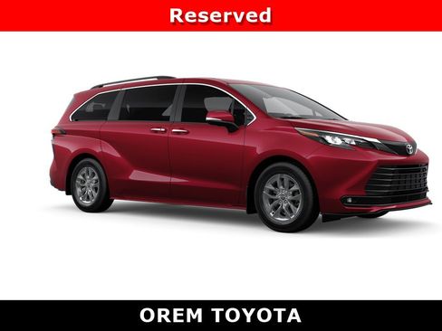 New 2026 Toyota Sienna XLE AWD/4WD image 14