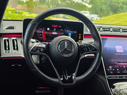 Used 2022 Mercedes-Benz S 580 4MATIC Sedan image 19
