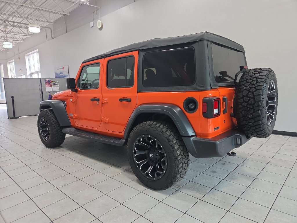 Used 2018 Jeep Wrangler Unlimited Sport S AWD/4WD image 6