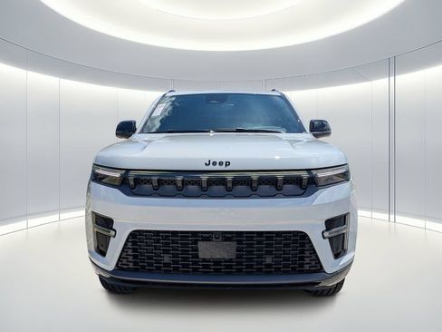 New 2026 Jeep Grand Wagoneer Limited AWD/4WD image 8