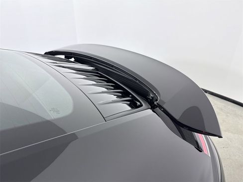 Certified 2025 Porsche 911 Carrera image 17