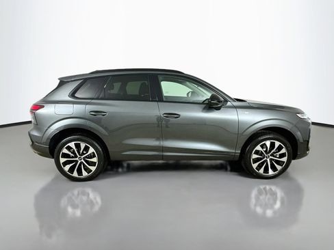 New 2026 Audi Q3 quattro 2.0T AWD/4WD image 4