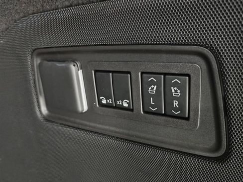 Used 2023 Cadillac Escalade V w/ LPO, ONYX Package AWD/4WD image 14