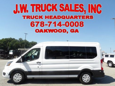 Used 2024 Ford Transit 350 XLT RWD image 2