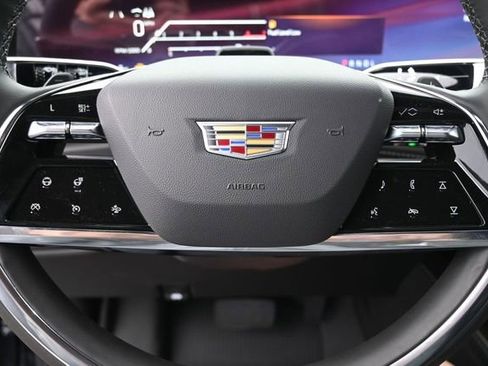 New 2026 Cadillac Escalade ESV Luxury w/ LPO, Radiant Package AWD/4WD image 27