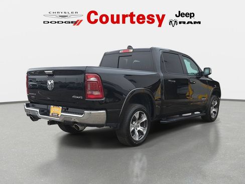 Used 2022 RAM 1500 Laramie AWD/4WD image 4
