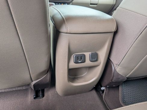 Used 2020 GMC Canyon SLT w/ Driver Alert Package AWD/4WD image 31