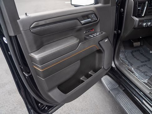Used 2023 GMC Sierra 1500 AT4 w/ AT4 Preferred Package AWD/4WD image 15