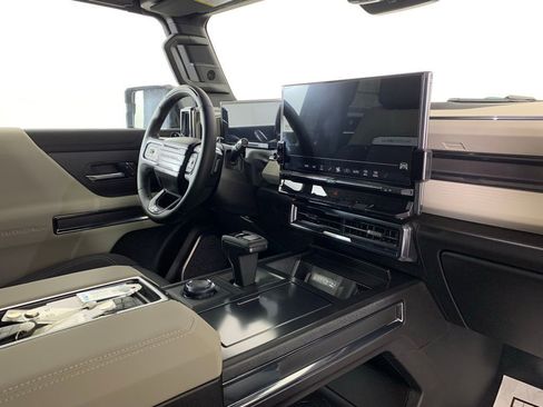 New 2026 GMC Hummer EV SUV image 28