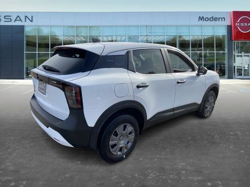 New 2026 Nissan Kicks S image 5