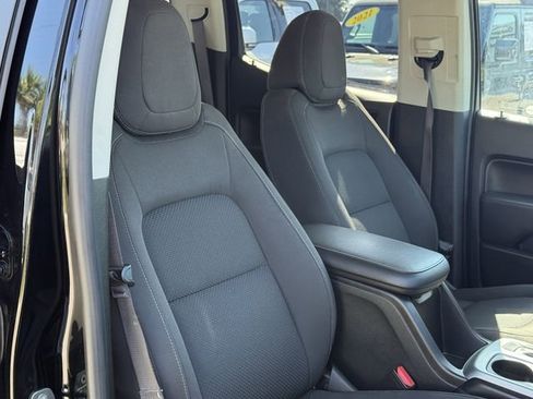 Used 2020 Chevrolet Colorado LT image 19