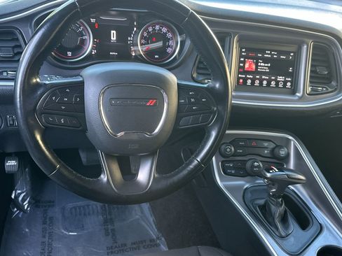 Used 2021 Dodge Challenger SXT RWD image 14