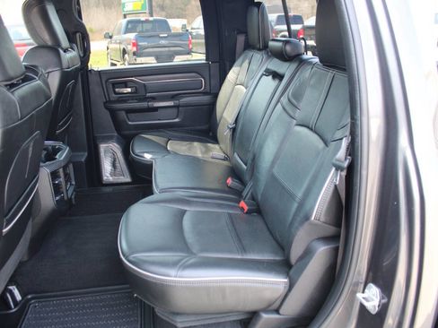 Used 2019 RAM 3500 Limited image 31