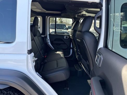 New 2026 Jeep Wrangler Unlimited Rubicon 392 image 28
