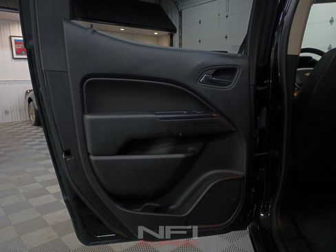 Used 2017 Chevrolet Colorado LT w/ LT Convenience Package AWD/4WD image 39