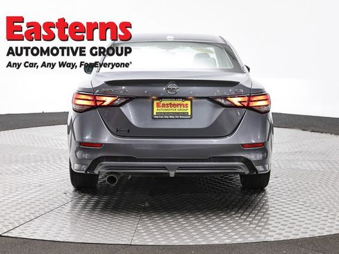 Used 2023 Nissan Sentra SR w/ SR Premium Package image 6