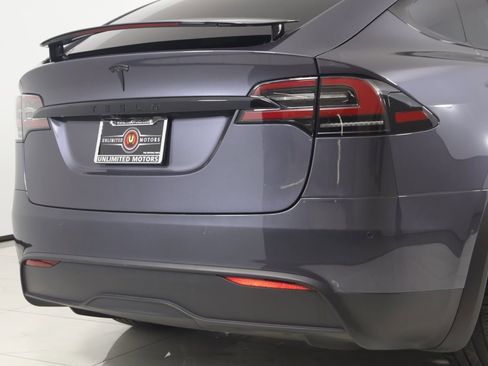 Used 2022 Tesla Model X image 52