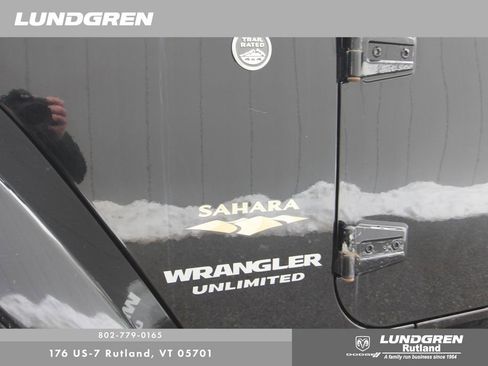 Used 2007 Jeep Wrangler Unlimited Sahara w/ Dual Top Group image 45