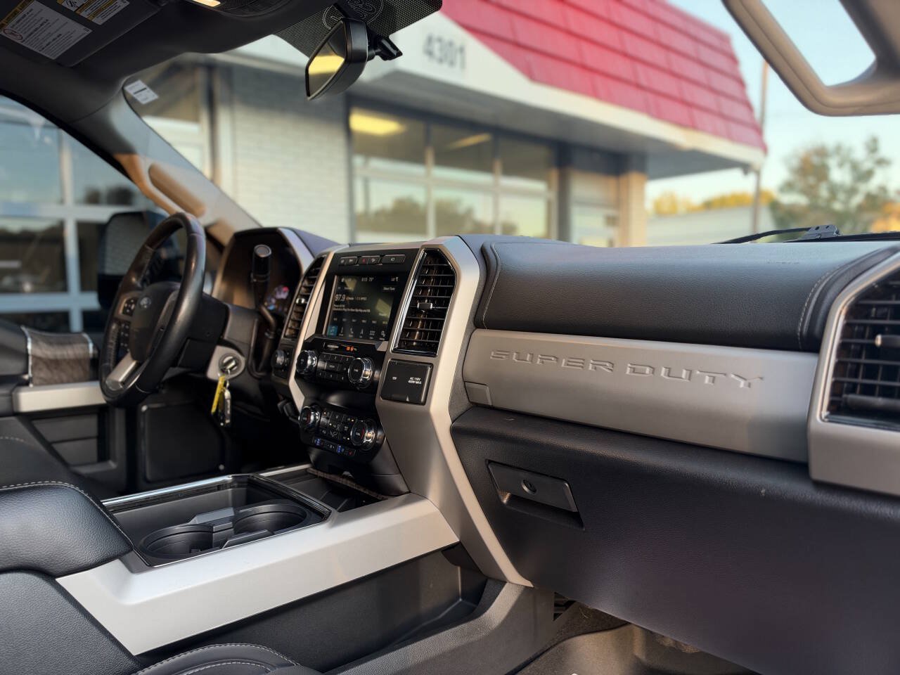 Used 2019 Ford F350 Lariat w/ Lariat Value Package AWD/4WD image 40