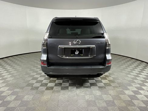 Used 2017 Lexus GX 460 Premium w/ Premium Package image 8