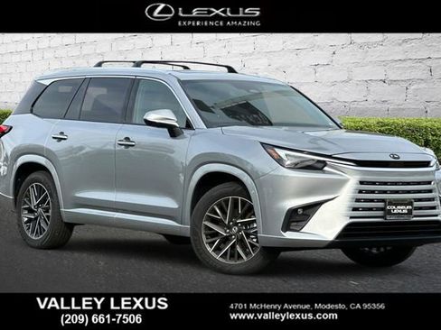New 2026 Lexus TX 350 AWD image 2