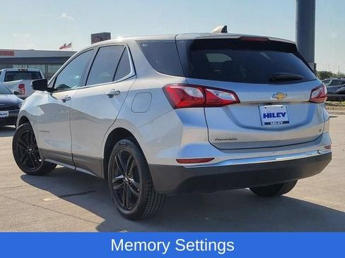 Used 2020 Chevrolet Equinox LT w/ Sport Edition FWD image 3