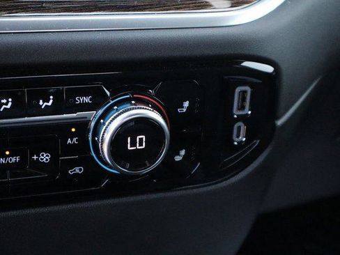 New 2026 GMC Sierra 1500 Elevation image 39