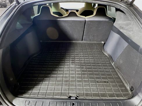 Used 2020 Tesla Model X Long Range image 25