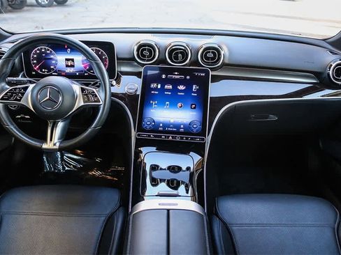 Used 2023 Mercedes-Benz C 300 Sedan image 10