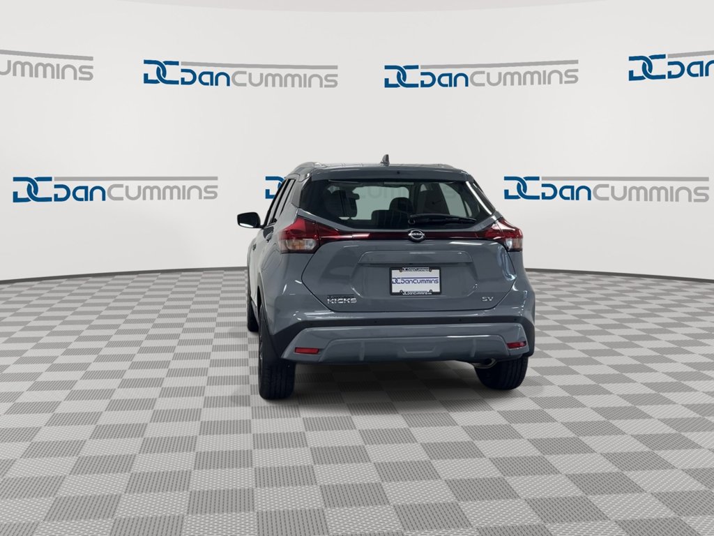 Used 2023 Nissan Kicks SV FWD image 7