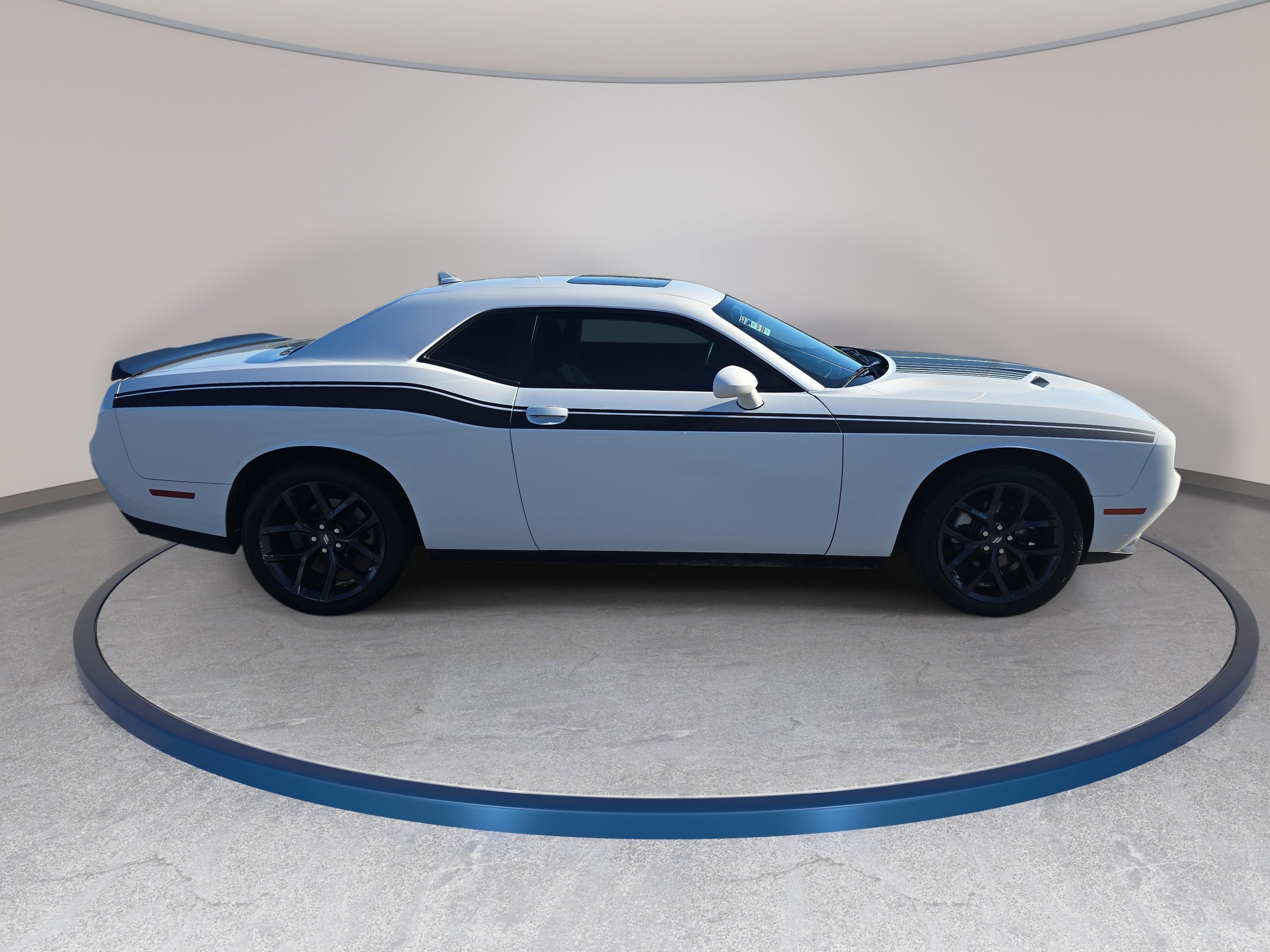 Used 2023 Dodge Challenger SXT w/ Blacktop Package RWD image 4