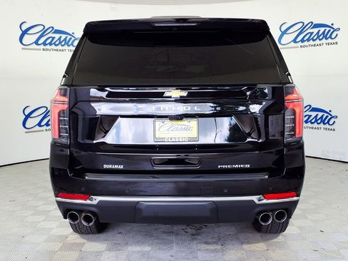 Used 2025 Chevrolet Tahoe Premier RWD image 4