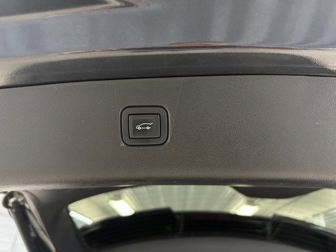 Certified 2021 Chevrolet Blazer LT w/ Sound & Technology Package image 26