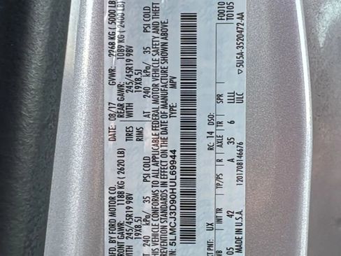 Used 2017 Lincoln MKC Reserve image 27