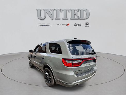 Used 2023 Dodge Durango R/T AWD/4WD image 3